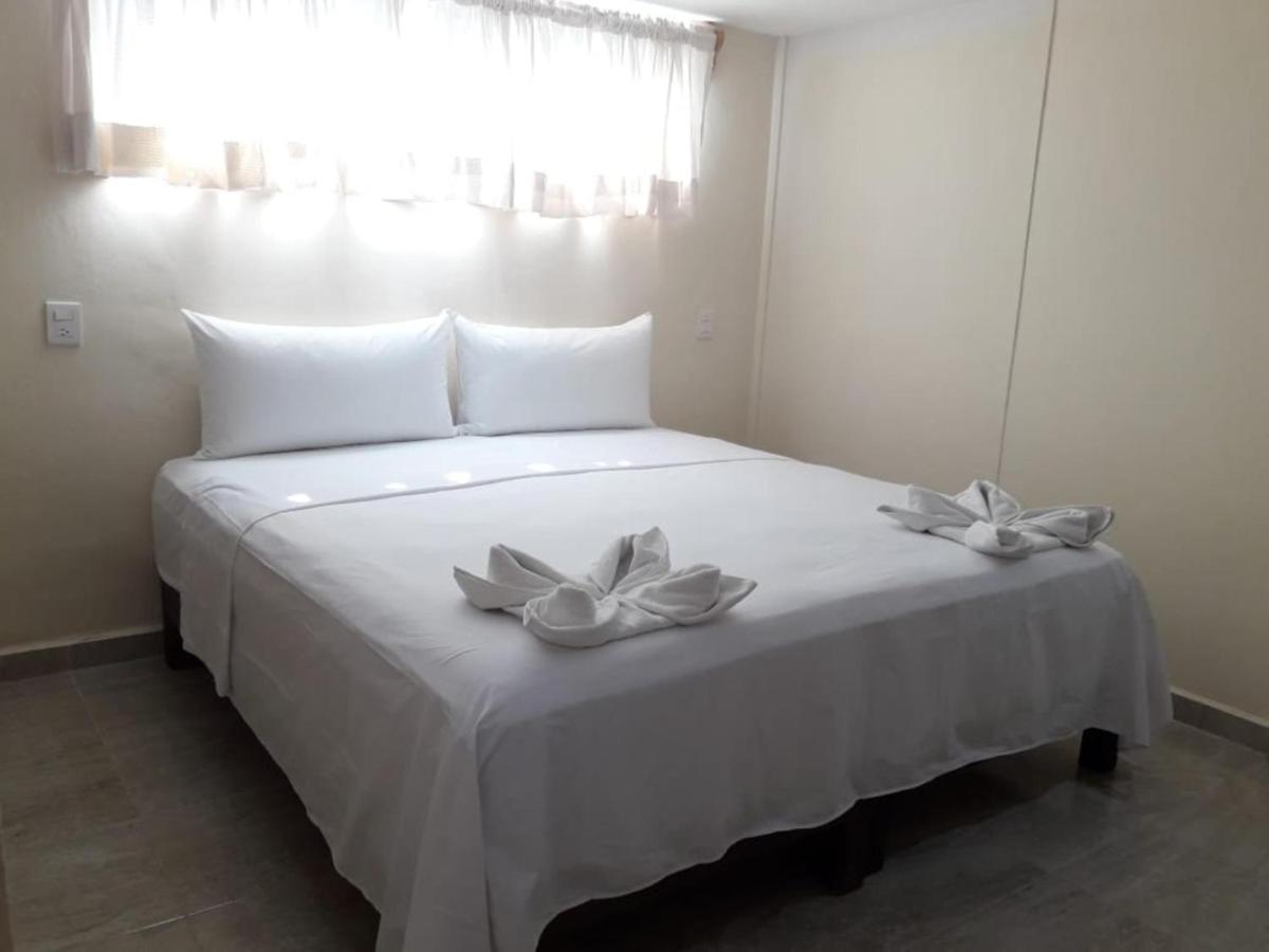 Hotel Ashly Loma Larga Acapulco Esterno foto