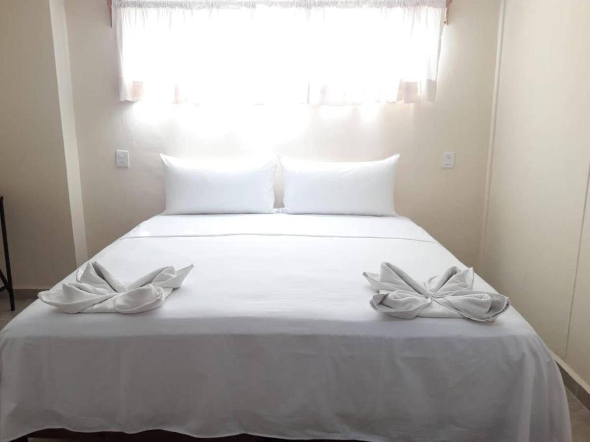 Hotel Ashly Loma Larga Acapulco Esterno foto