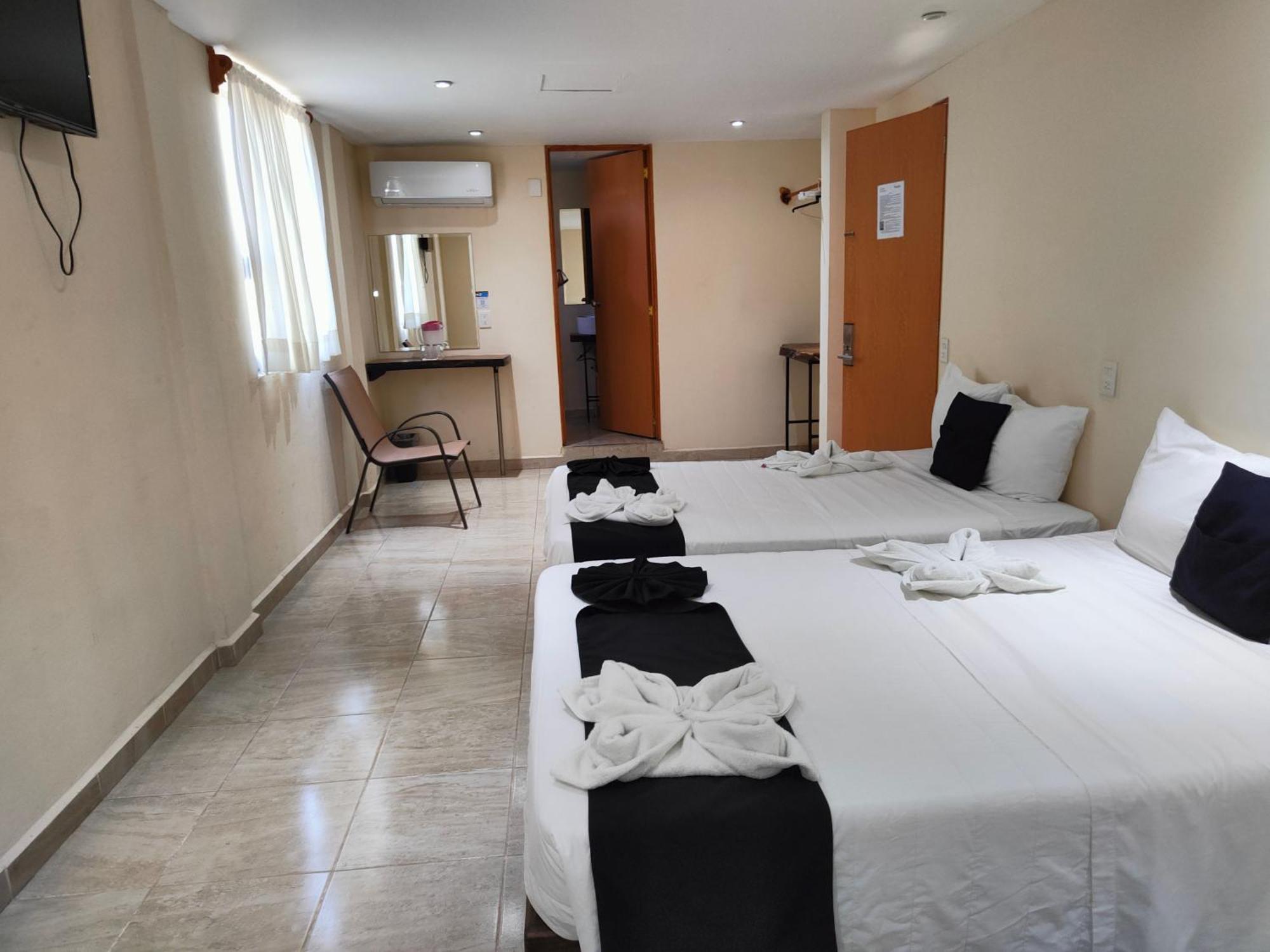 Hotel Ashly Loma Larga Acapulco Esterno foto