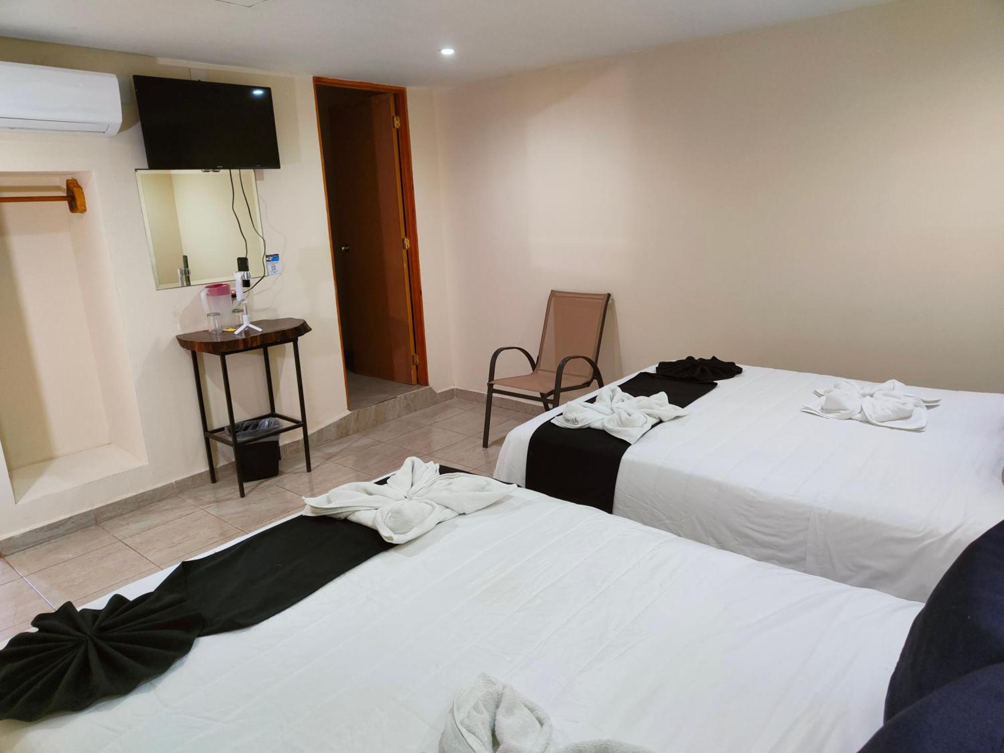 Hotel Ashly Loma Larga Acapulco Esterno foto
