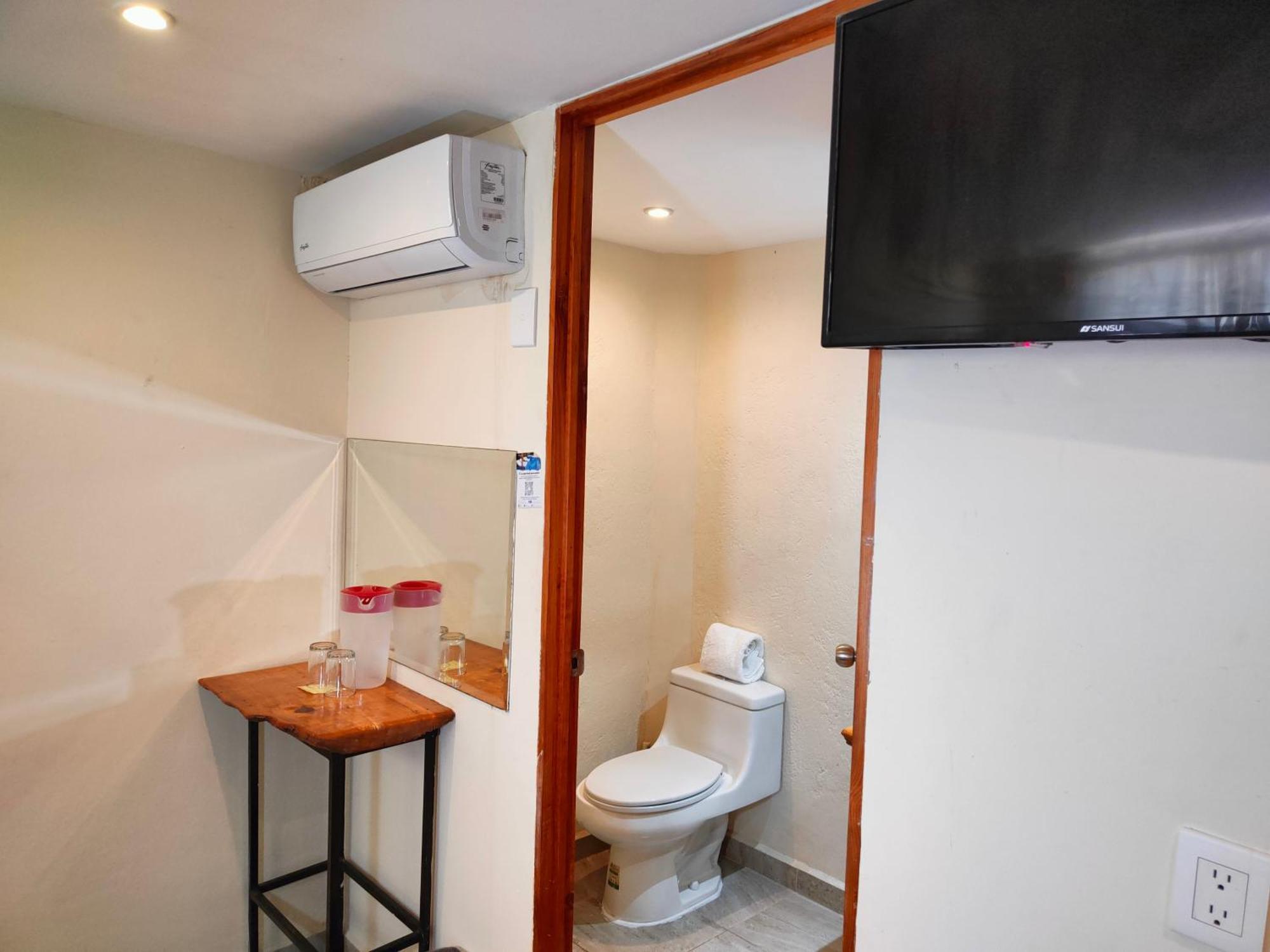 Hotel Ashly Loma Larga Acapulco Esterno foto