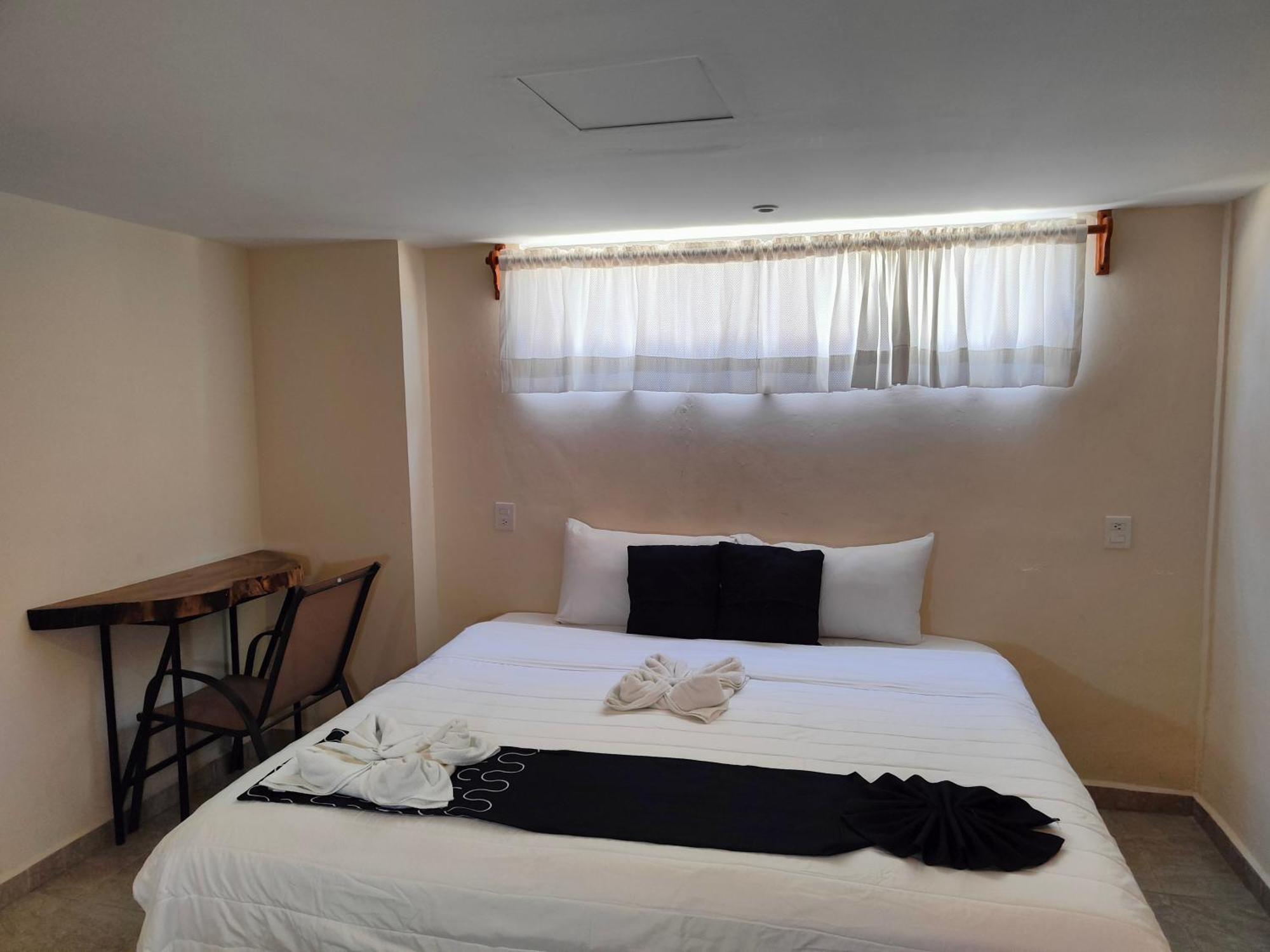 Hotel Ashly Loma Larga Acapulco Esterno foto